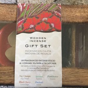 NIB WOODEN INCENSE GIFT SET